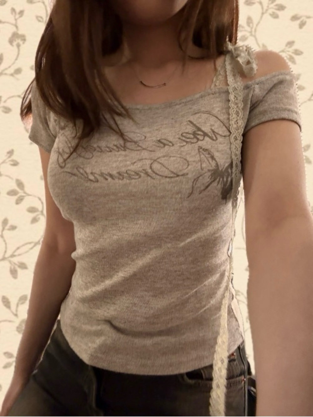 Soft Grey Fitted One-Shoulder Lace Graphic Tee